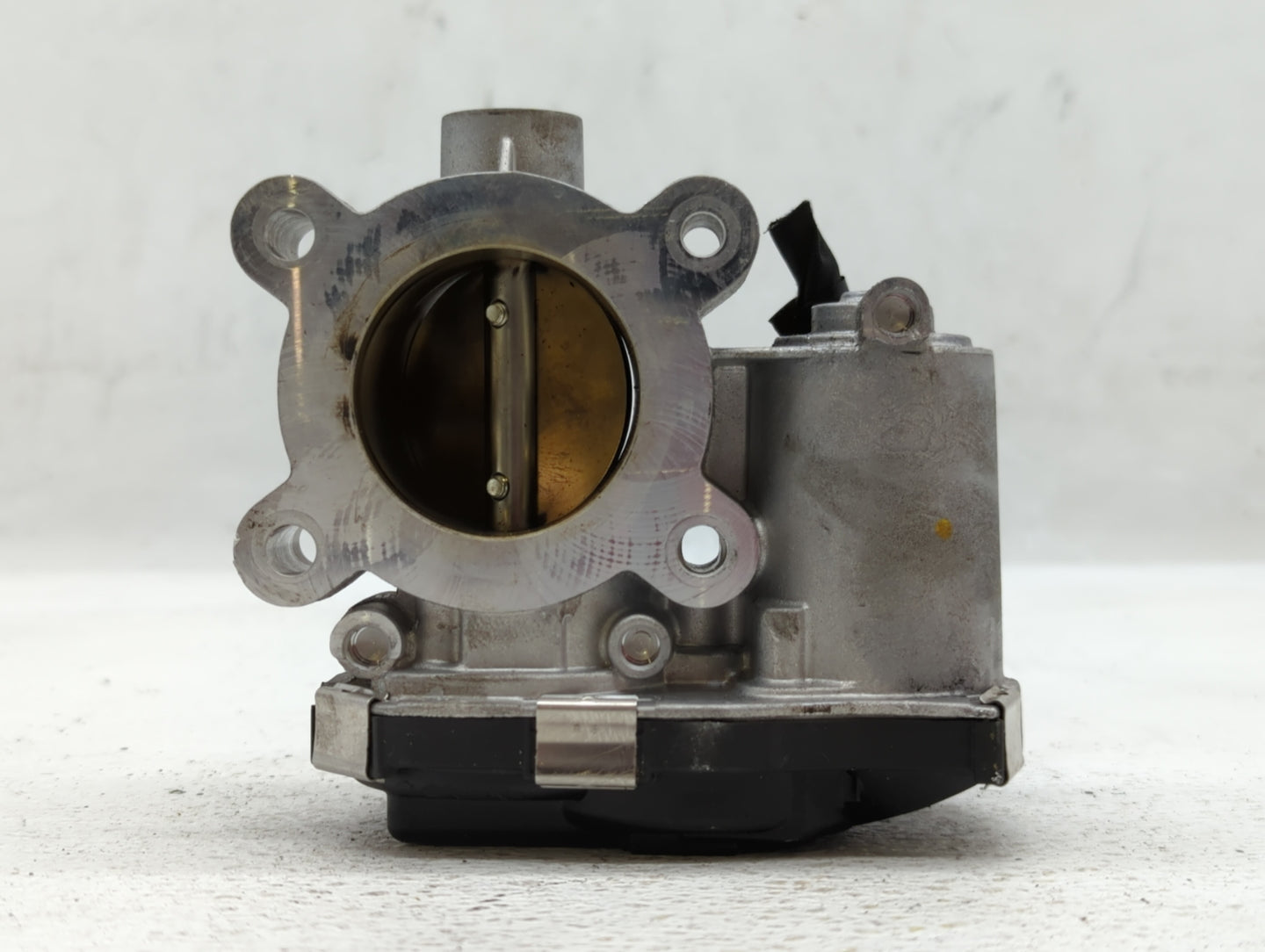 2016-2021 Chevrolet Malibu Throttle Body P/N:12671379AA Fits Fits 2016 2017 2018 2019 2020 2021 2022 OEM Used Auto Parts - O