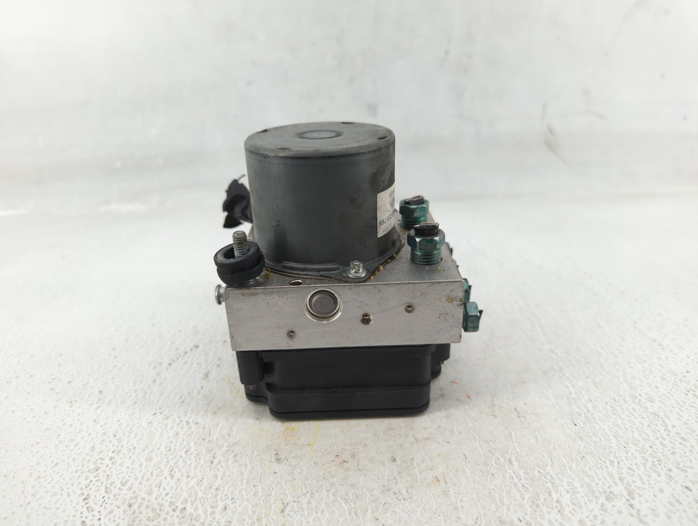 2019-2021 Chevrolet Malibu ABS Pump Control Module Replacement P/N:84501623 Fits Fits 2019 2020 2021 OEM Used Auto Parts - O