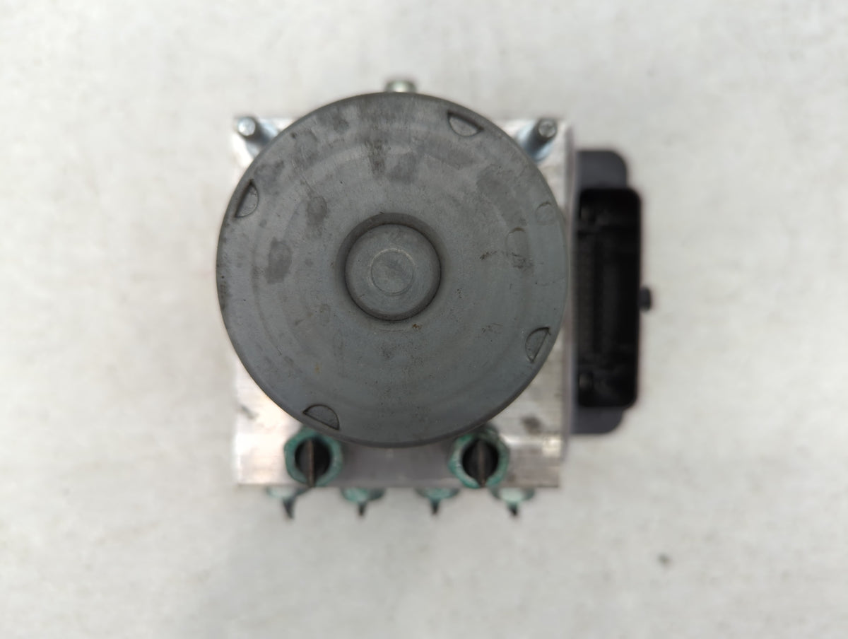 2019-2021 Chevrolet Malibu Anti-Lock Brake ABS Pump Module Actuator OEM P/N:84501623 Fits Fits 2019 2020 2021 OEM Used Auto 