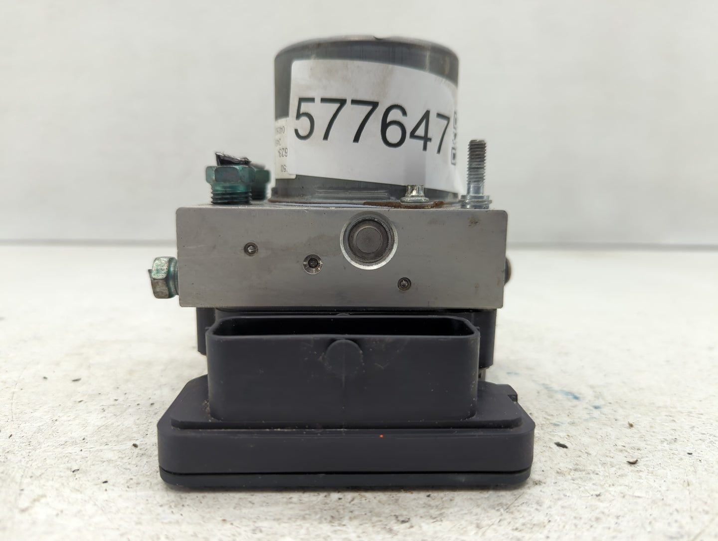 2019-2021 Chevrolet Malibu ABS Pump Control Module Replacement P/N:065055766 Fits Fits 2019 2020 2021 OEM Used Auto Parts - 