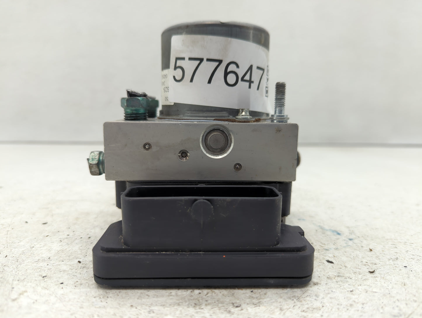 2019-2021 Chevrolet Malibu ABS Pump Control Module Replacement P/N:065055766 Fits Fits 2019 2020 2021 OEM Used Auto Parts - 