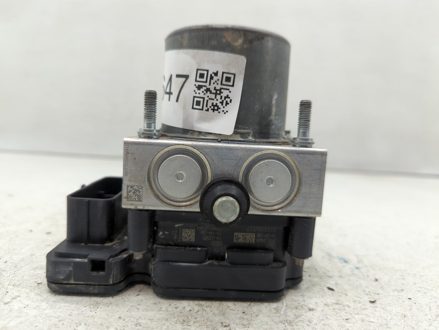 2019-2021 Chevrolet Malibu ABS Pump Control Module Replacement P/N:065055766 Fits Fits 2019 2020 2021 OEM Used Auto Parts - 