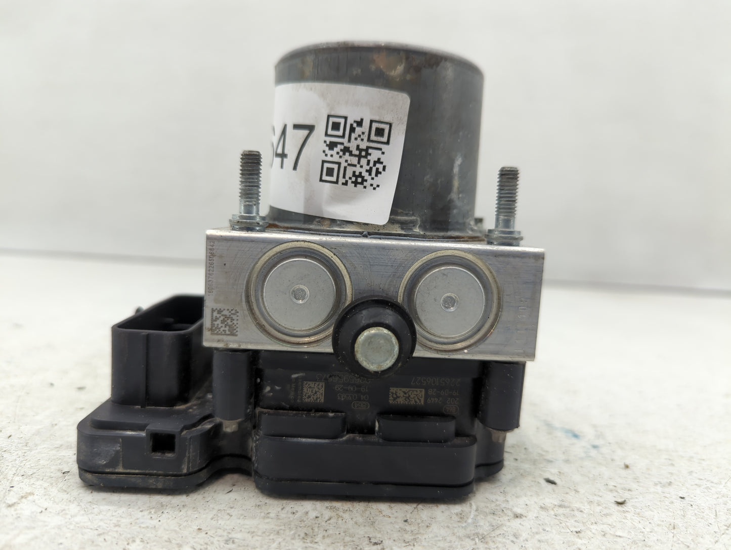 2019-2021 Chevrolet Malibu ABS Pump Control Module Replacement P/N:065055766 Fits Fits 2019 2020 2021 OEM Used Auto Parts - 