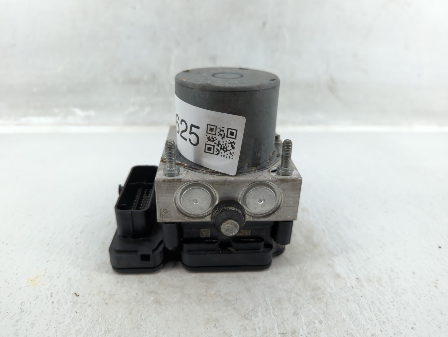 2019-2021 Chevrolet Malibu ABS Pump Control Module Replacement P/N:065055766 Fits Fits 2019 2020 2021 OEM Used Auto Parts - 