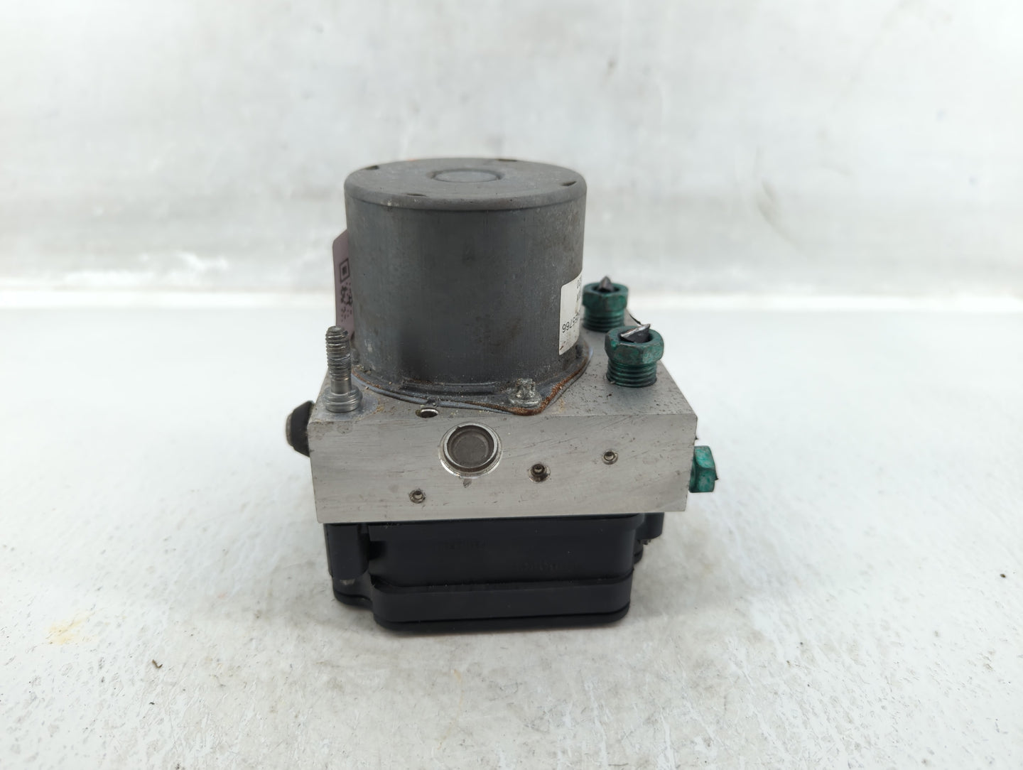 2019-2021 Chevrolet Malibu ABS Pump Control Module Replacement P/N:065055766 Fits Fits 2019 2020 2021 OEM Used Auto Parts - 