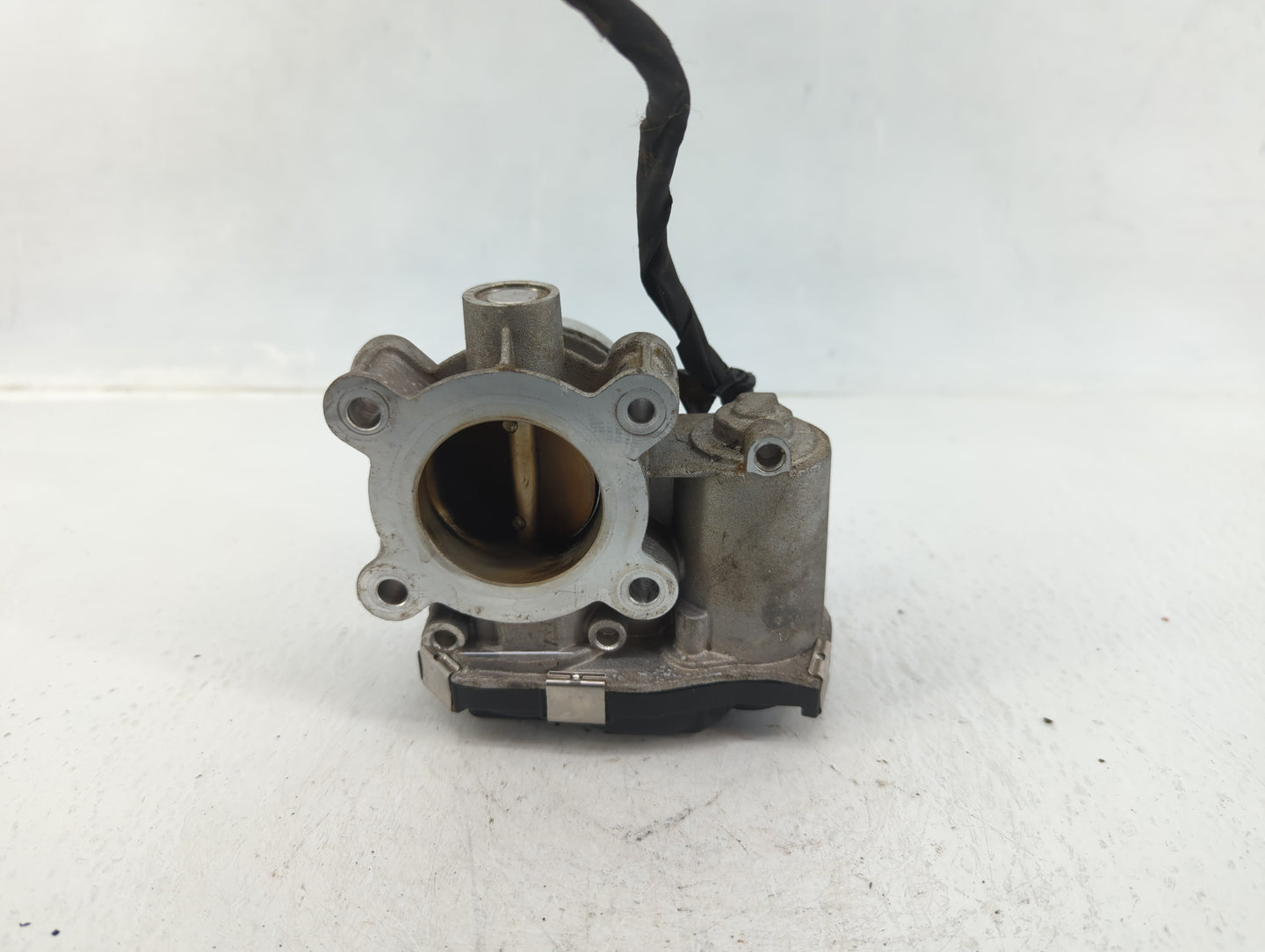 2016-2021 Chevrolet Malibu Throttle Body P/N:218.9.AB 12671379AA Fits Fits 2016 2017 2018 2019 2020 2021 2022 OEM Used Auto 