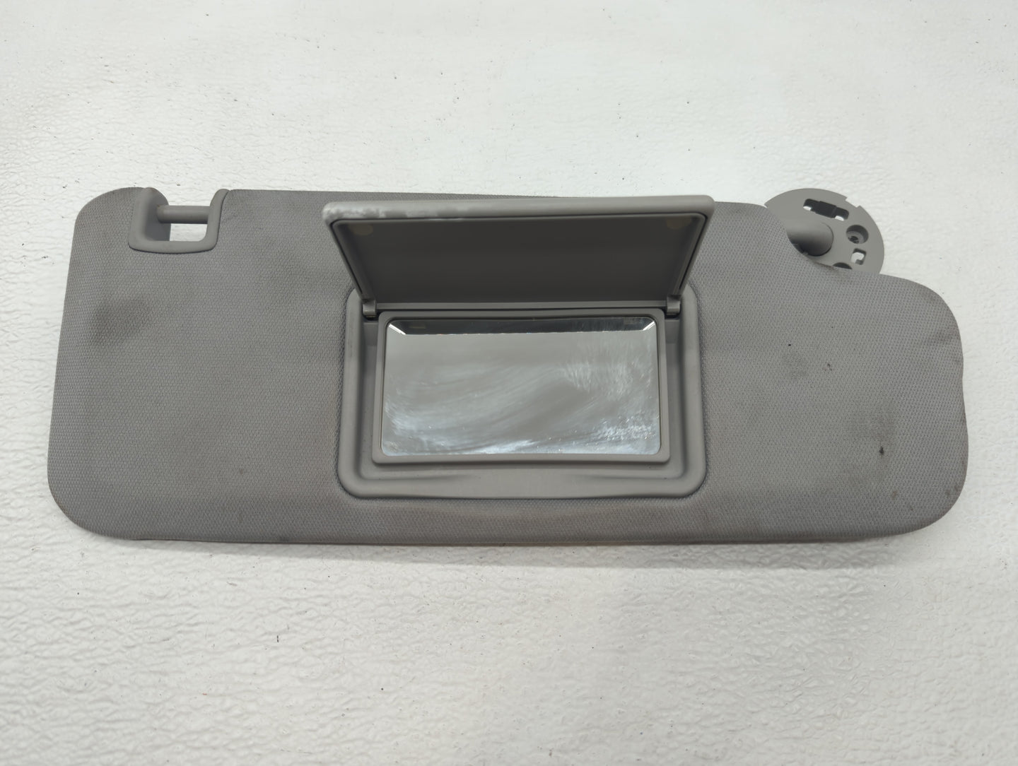2016-2021 Chevrolet Malibu Sun Visor Shade Replacement Passenger Right Mirror Fits Fits 2016 2017 2018 2019 2020 2021 OEM Us