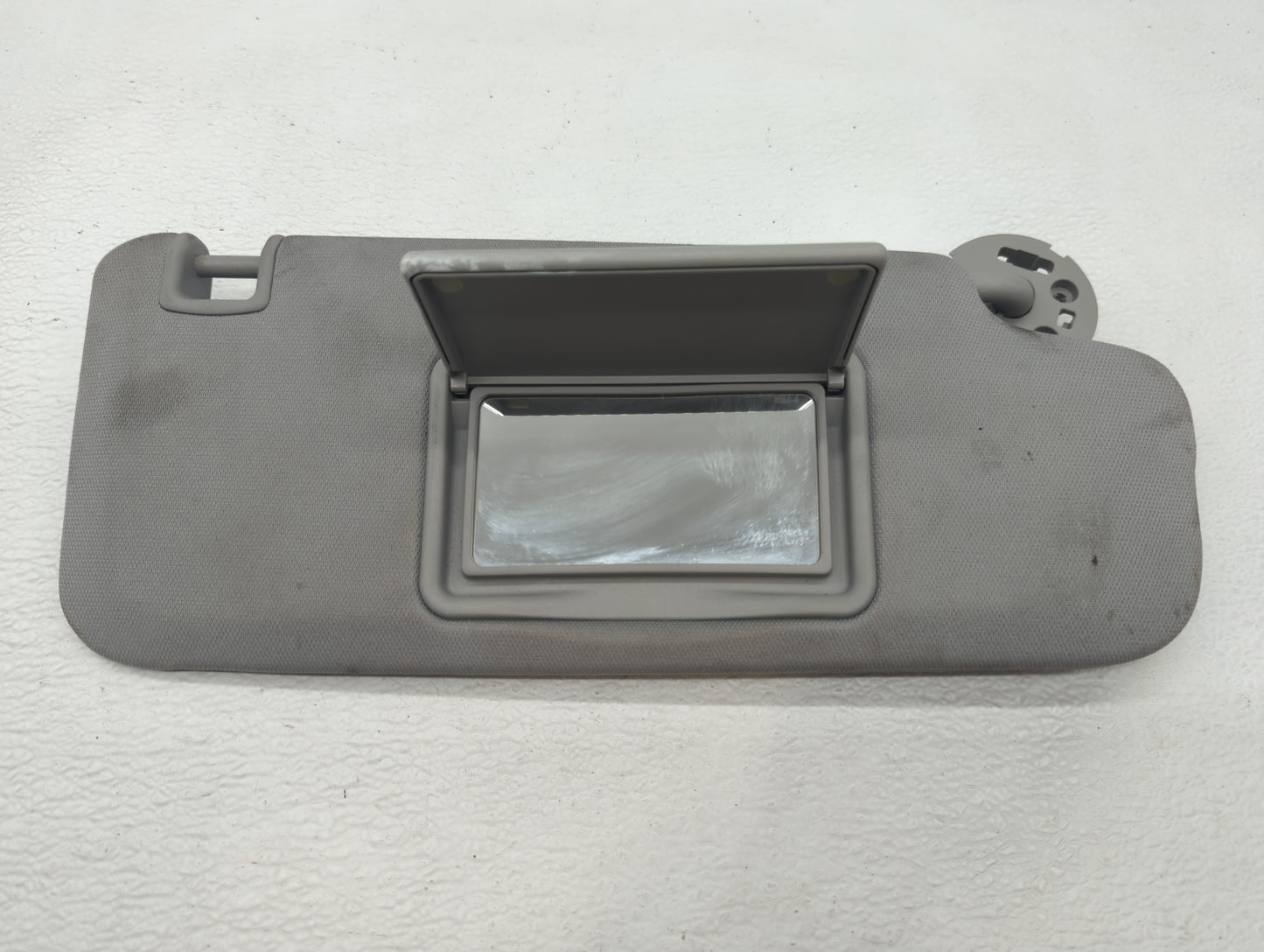 2016-2021 Chevrolet Malibu Sun Visor Shade Replacement Passenger Right Mirror Fits Fits 2016 2017 2018 2019 2020 2021 OEM Us