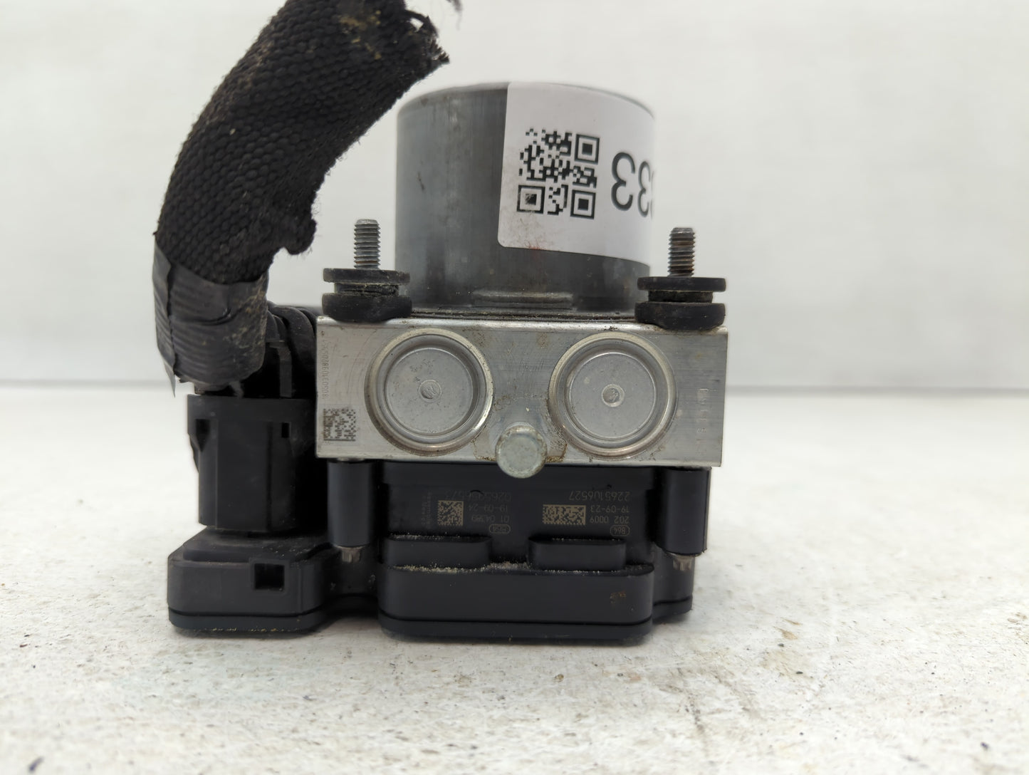 2019-2021 Chevrolet Malibu ABS Pump Control Module Replacement P/N:84501623 Fits Fits 2019 2020 2021 OEM Used Auto Parts - O