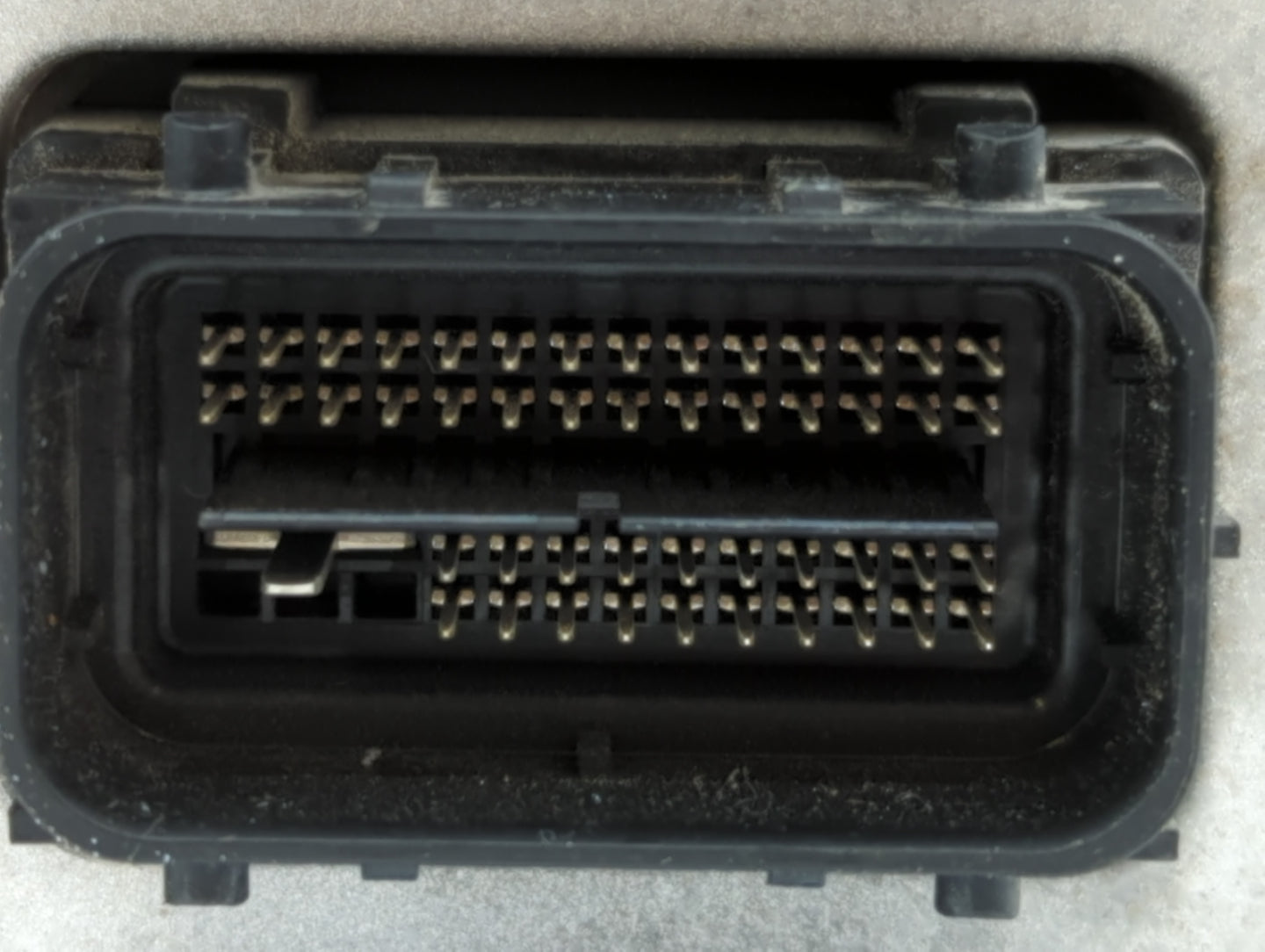 2020-2021 Chevrolet Malibu PCM Engine Control Computer ECU ECM PCU OEM P/N:A2-C747-7570-0-AC Fits Fits 2020 2021 2022 OEM Us