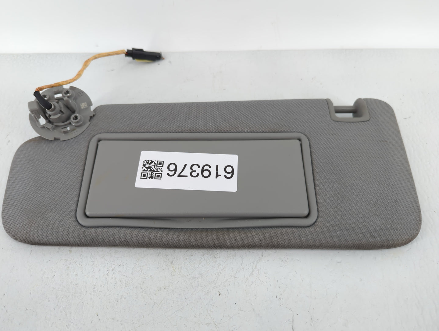 2016-2021 Chevrolet Malibu Sun Visor Shade Replacement Driver Left Mirror Fits Fits 2016 2017 2018 2019 2020 2021 OEM Used A