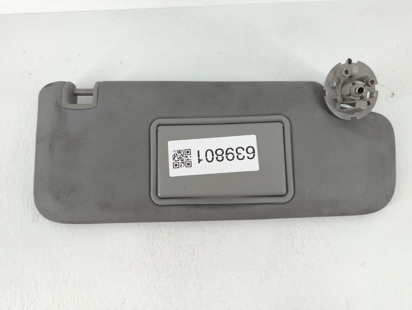 2016-2021 Chevrolet Malibu Sun Visor Shade Replacement Driver Left Mirror Fits Fits 2016 2017 2018 2019 2020 2021 OEM Used A