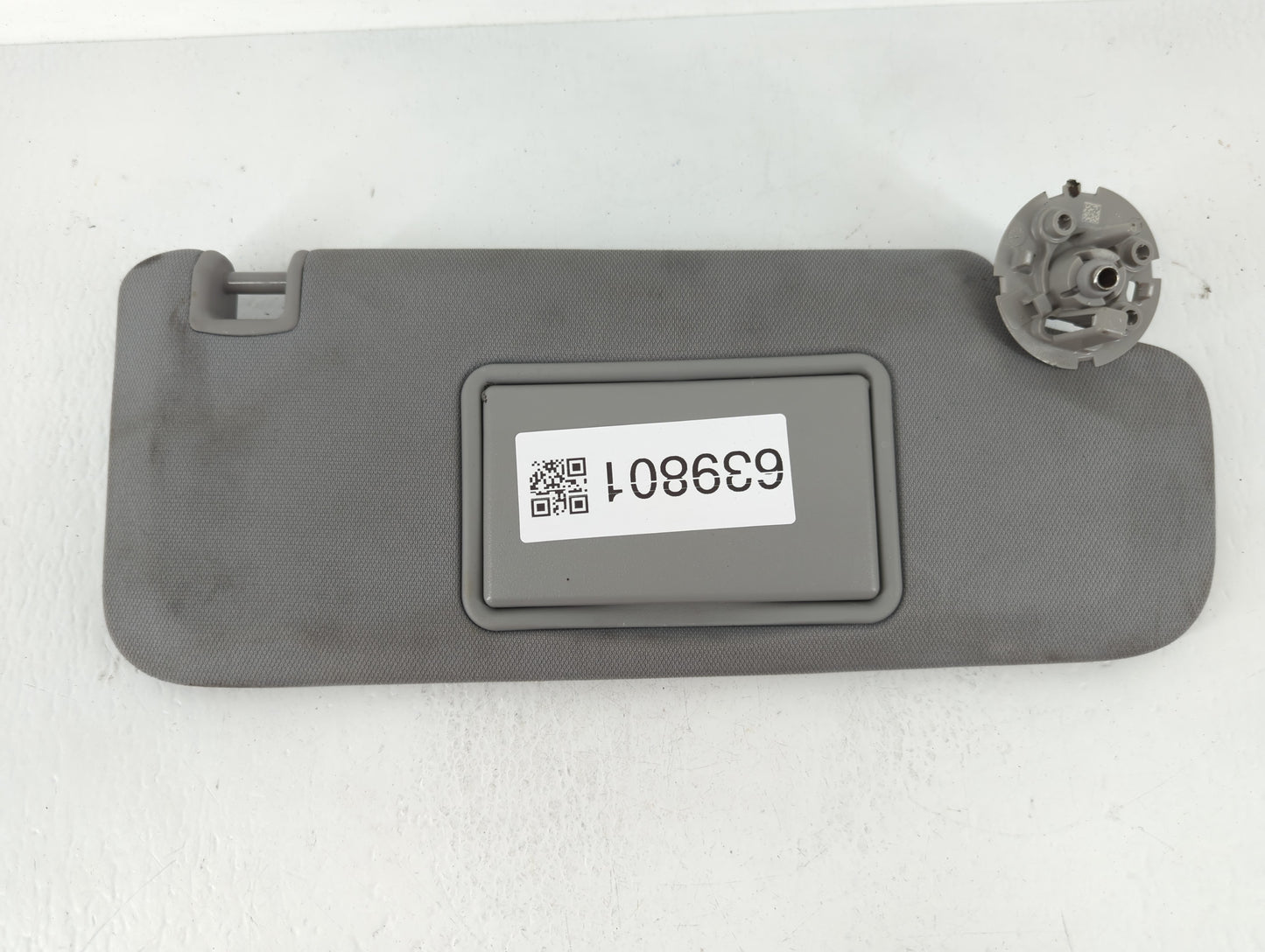 2016-2021 Chevrolet Malibu Sun Visor Shade Replacement Driver Left Mirror Fits Fits 2016 2017 2018 2019 2020 2021 OEM Used A