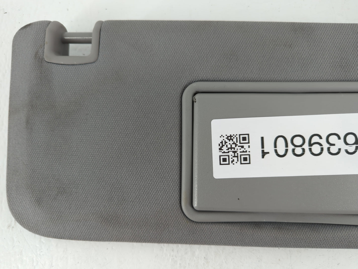 2016-2021 Chevrolet Malibu Sun Visor Shade Replacement Driver Left Mirror Fits Fits 2016 2017 2018 2019 2020 2021 OEM Used A