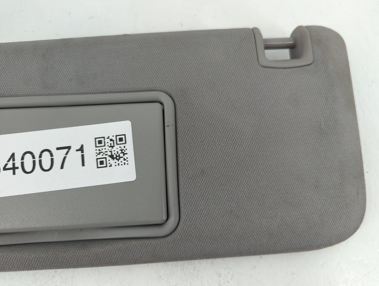 2016-2021 Chevrolet Malibu Sun Visor Shade Replacement Driver Left Mirror Fits Fits 2016 2017 2018 2019 2020 2021 OEM Used A