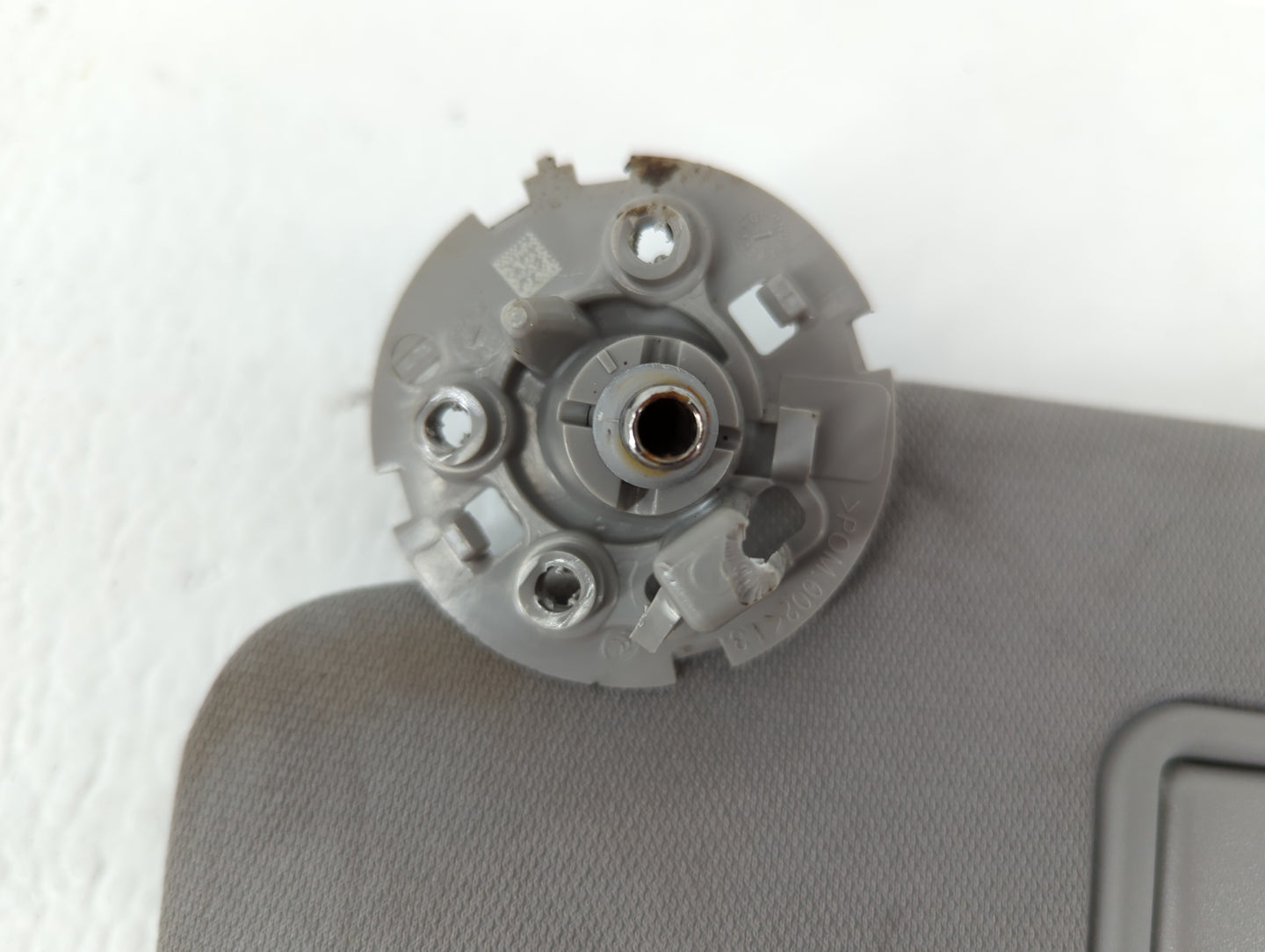 2016-2021 Chevrolet Malibu Sun Visor Shade Replacement Driver Left Mirror Fits Fits 2016 2017 2018 2019 2020 2021 OEM Used A