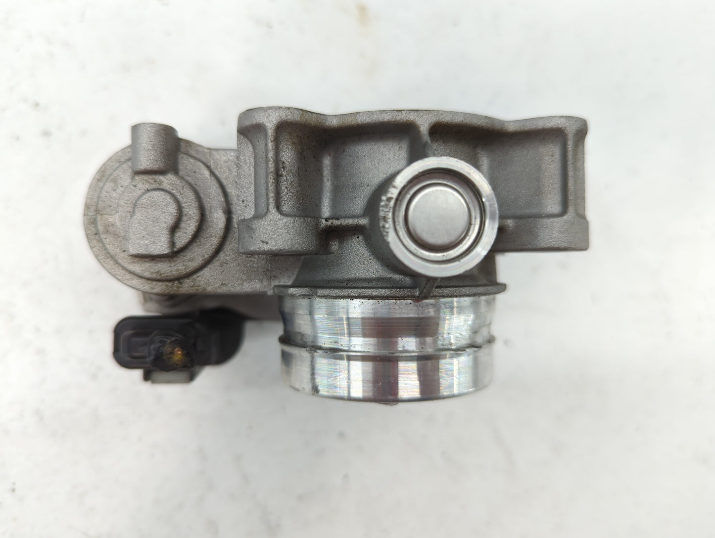 2016-2021 Chevrolet Malibu Throttle Body P/N:12671379AA Fits Fits 2016 2017 2018 2019 2020 2021 2022 OEM Used Auto Parts - O