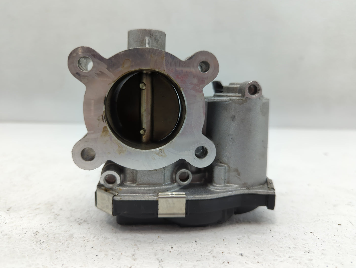 2016-2021 Chevrolet Malibu Throttle Body P/N:12671379AA Fits Fits 2016 2017 2018 2019 2020 2021 2022 OEM Used Auto Parts - O
