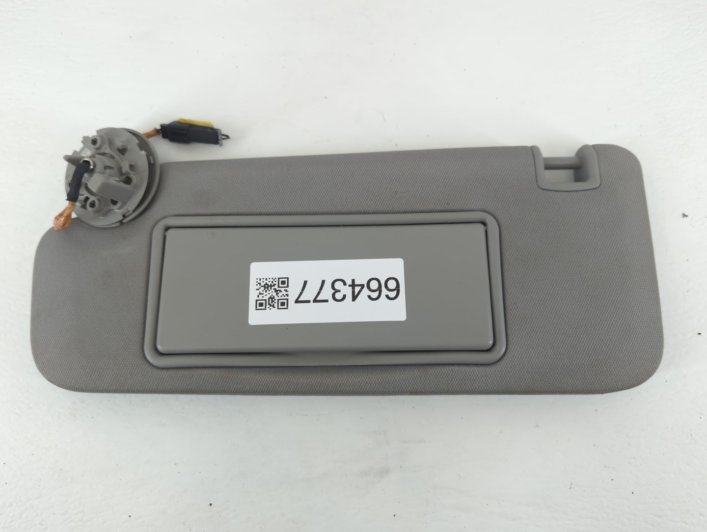 2016-2021 Chevrolet Malibu Sun Visor Shade Replacement Driver Left Mirror Fits Fits 2016 2017 2018 2019 2020 2021 OEM Used A