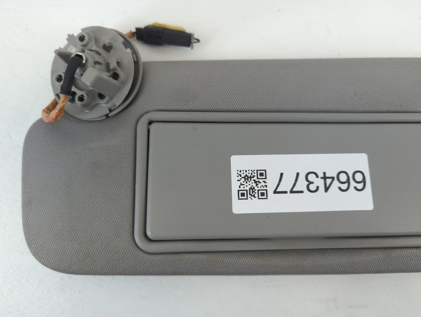 2016-2021 Chevrolet Malibu Sun Visor Shade Replacement Driver Left Mirror Fits Fits 2016 2017 2018 2019 2020 2021 OEM Used A