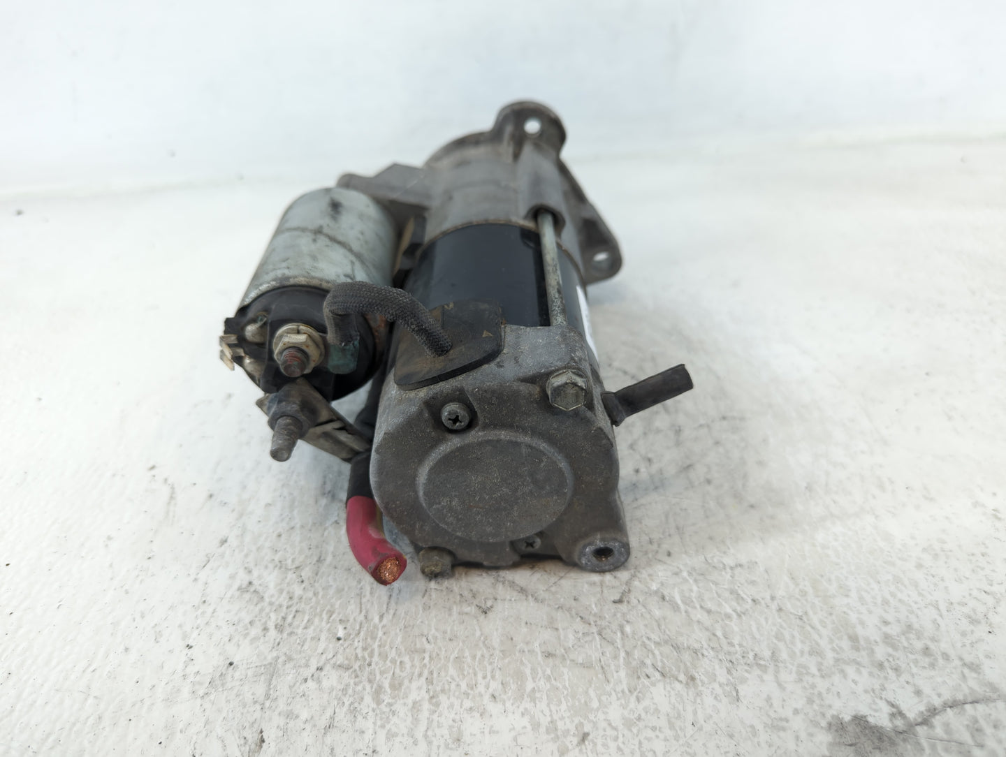 2017-2021 Chevrolet Malibu Car Starter Motor Solenoid OEM P/N:12680615 Fits Fits 2017 2018 2019 2020 2021 2022 OEM Used Auto