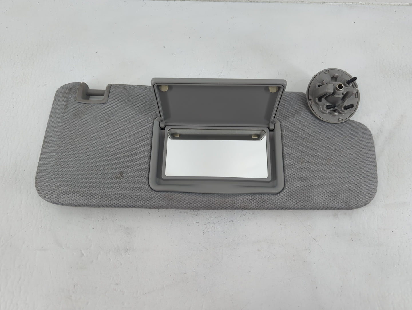 2016-2021 Chevrolet Malibu Sun Visor Shade Replacement Passenger Right Mirror Fits Fits 2016 2017 2018 2019 2020 2021 OEM Us