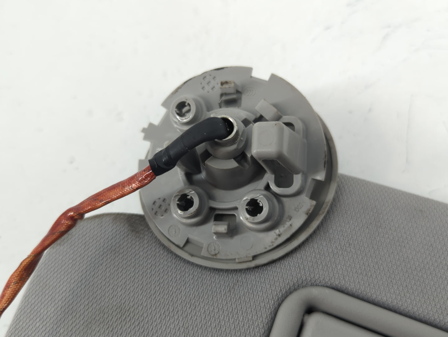 2016-2021 Chevrolet Malibu Sun Visor Shade Replacement Driver Left Mirror Fits Fits 2016 2017 2018 2019 2020 2021 OEM Used A