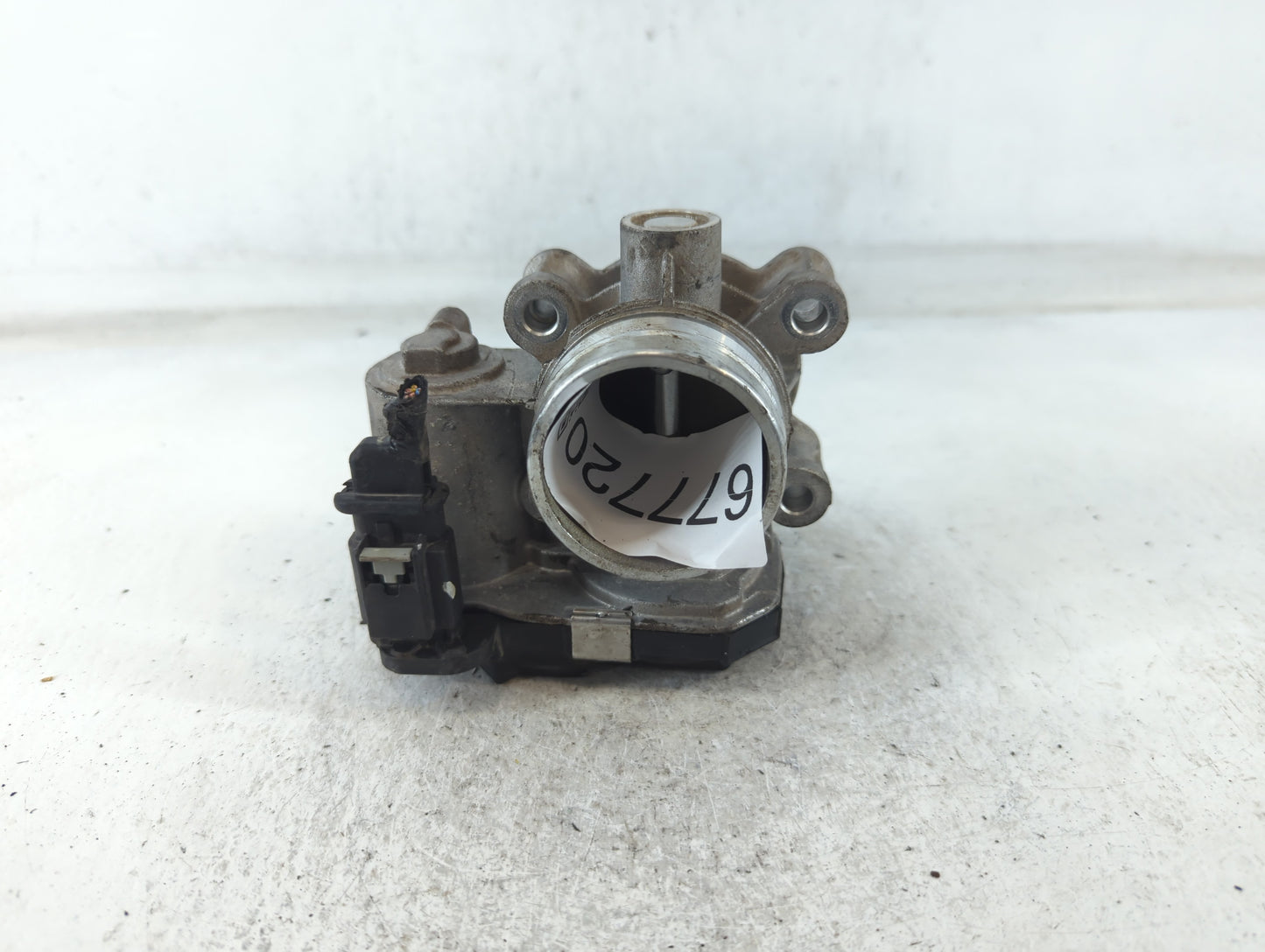 2016-2021 Chevrolet Malibu Throttle Body P/N:12671379AA Fits Fits 2016 2017 2018 2019 2020 2021 2022 OEM Used Auto Parts - O