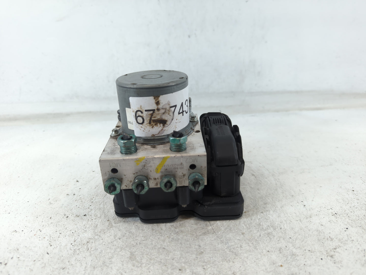 2019-2021 Chevrolet Malibu ABS Pump Control Module Replacement P/N:84501623 Fits Fits 2019 2020 2021 OEM Used Auto Parts - O