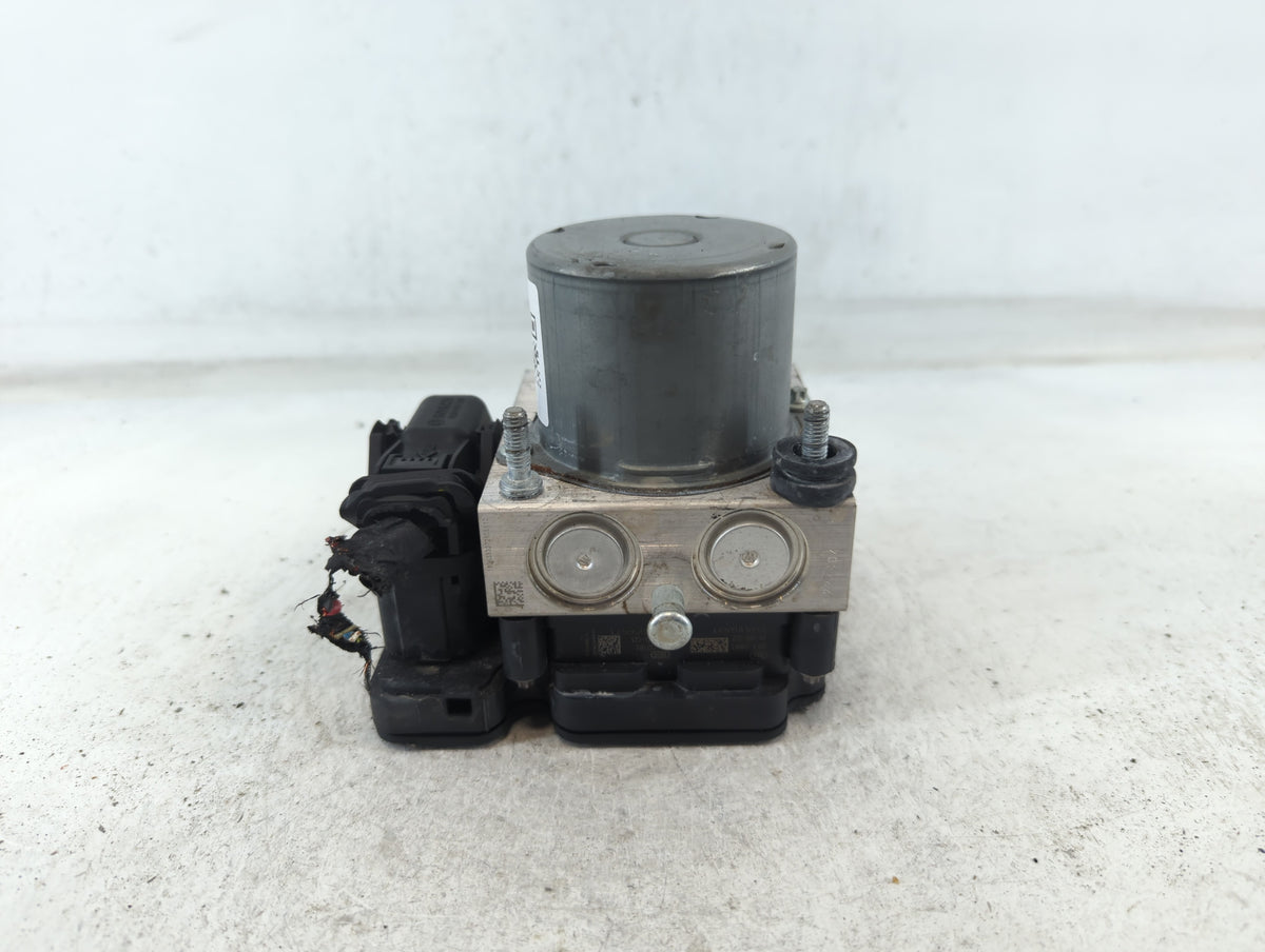 2019-2021 Chevrolet Malibu Anti-Lock Brake ABS Pump Module Actuator OEM P/N:84501623 Fits Fits 2019 2020 2021 OEM Used Auto 