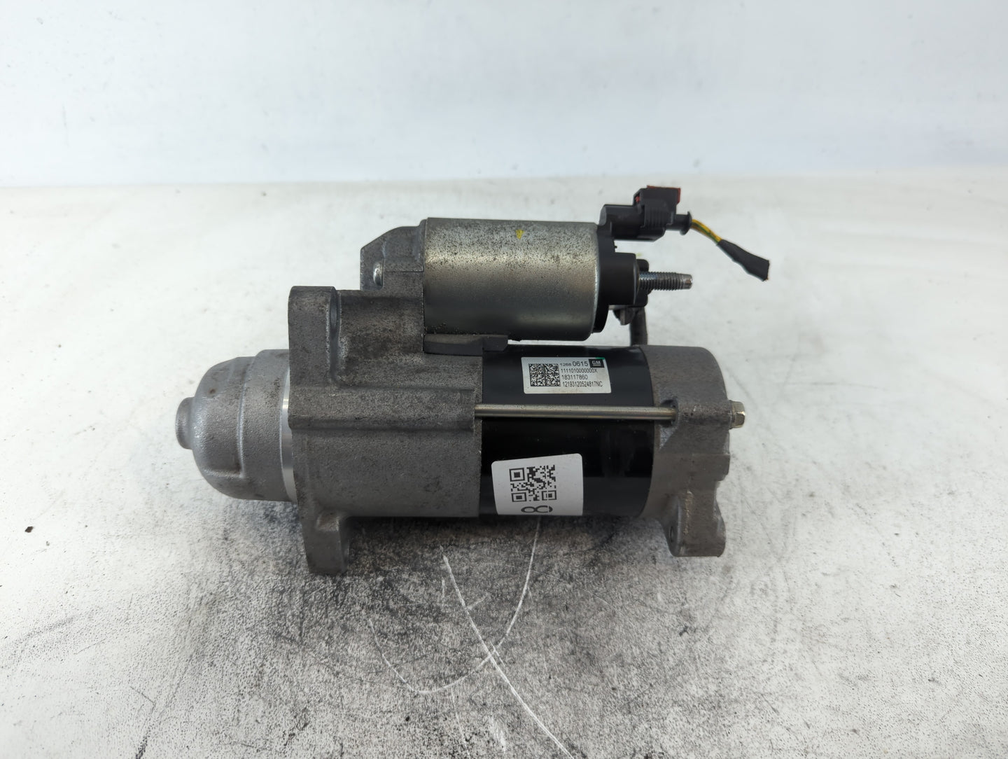 2017-2021 Chevrolet Malibu Car Starter Motor Solenoid OEM P/N:12680615 Fits Fits 2017 2018 2019 2020 2021 2022 OEM Used Auto