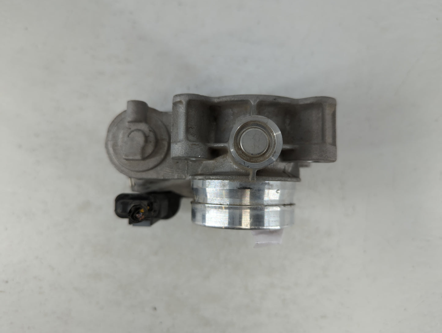 2016-2021 Chevrolet Malibu Throttle Body P/N:12671379AA Fits Fits 2016 2017 2018 2019 2020 2021 2022 OEM Used Auto Parts - O