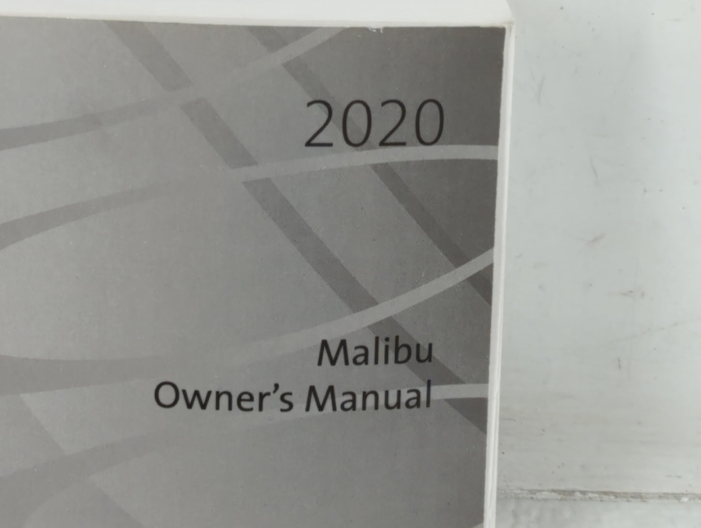 2020 Chevrolet Malibu Owners Manual Book Guide P/N:84313268 A OEM Used Auto Parts - Oemusedautoparts1.com
