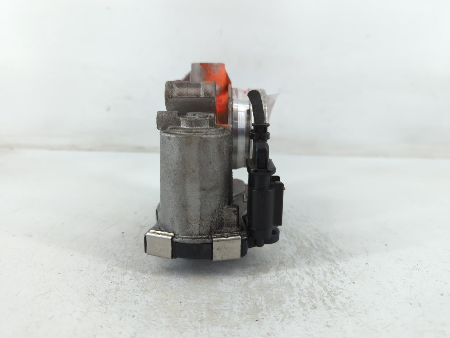 2016-2021 Chevrolet Malibu Throttle Body P/N:12671379AA Fits Fits 2016 2017 2018 2019 2020 2021 2022 OEM Used Auto Parts - O