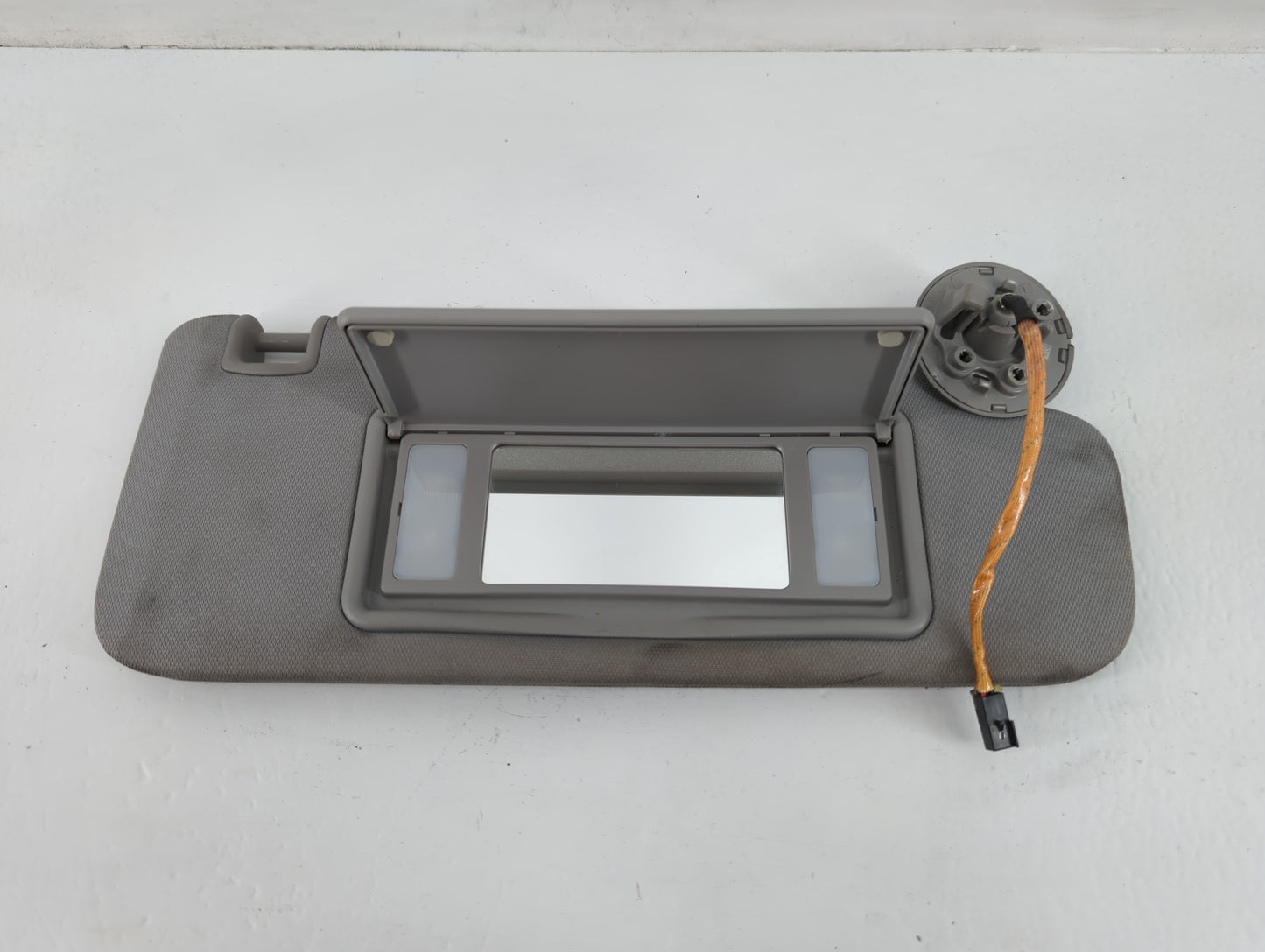 2016-2021 Chevrolet Malibu Sun Visor Shade Replacement Passenger Right Mirror Fits Fits 2016 2017 2018 2019 2020 2021 OEM Us