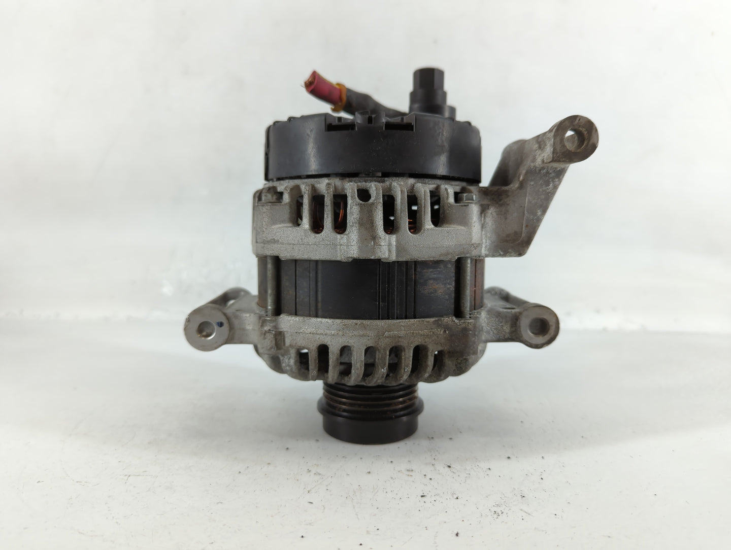 2019-2021 Chevrolet Malibu Alternator Replacement Generator Charging Assembly Engine OEM P/N:A005TV0184ZC 13534118 Fits OEM 