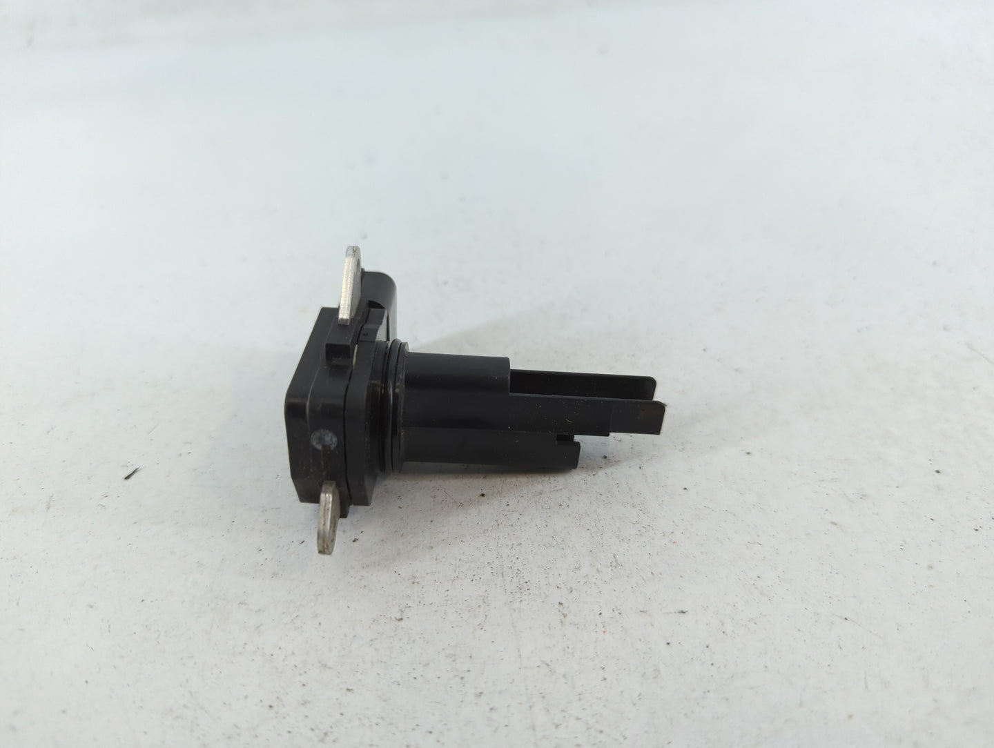 2016-2021 Chevrolet Malibu Mass Air Flow Meter Maf - Oemusedautoparts1.com