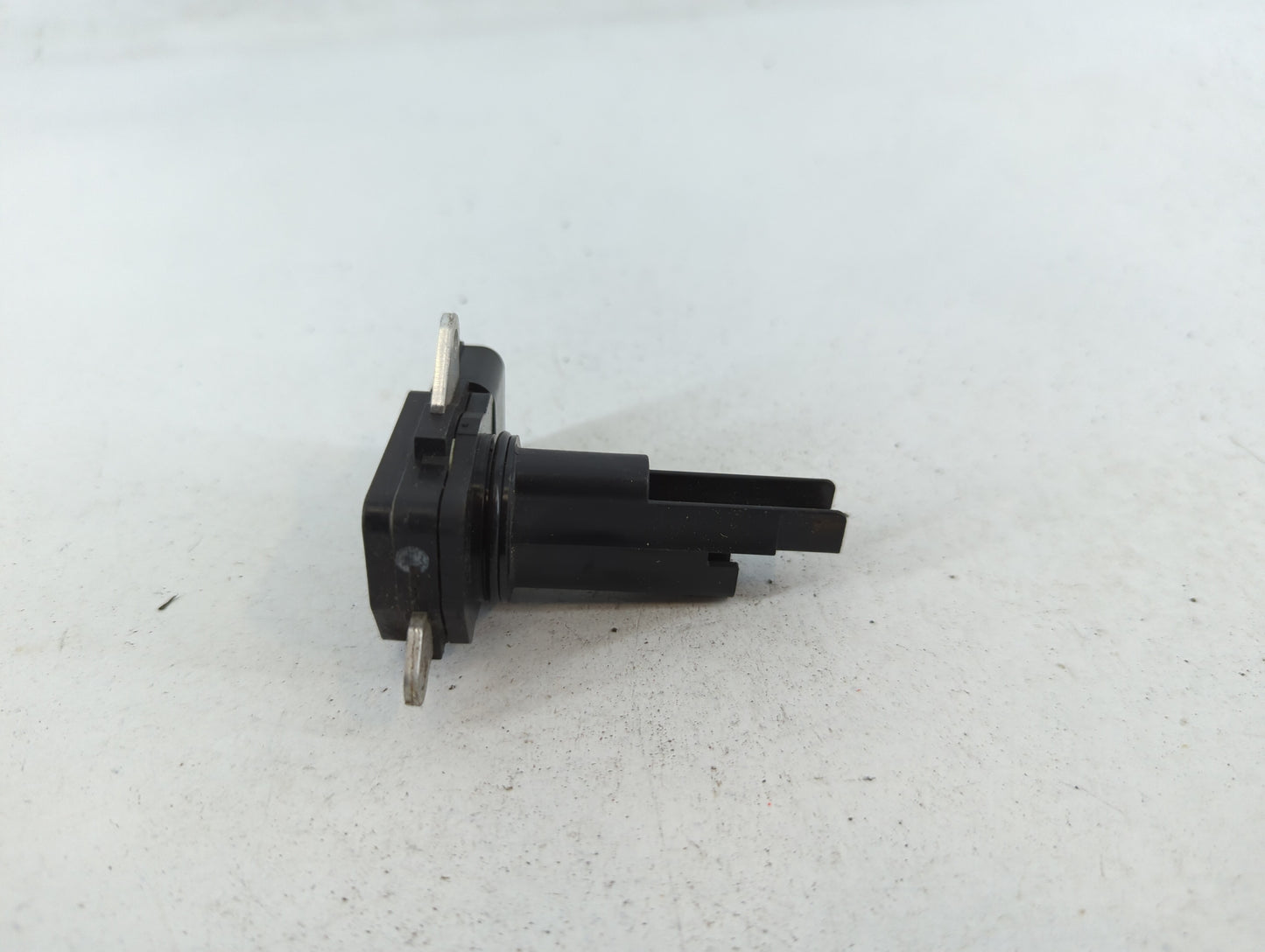 2016-2021 Chevrolet Malibu Mass Air Flow Meter Maf - Oemusedautoparts1.com