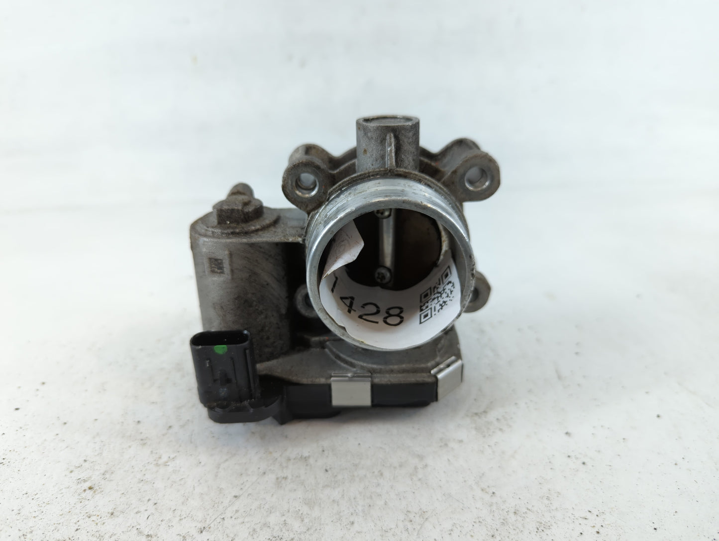 2016-2021 Chevrolet Malibu Throttle Body P/N:12671379AA Fits Fits 2016 2017 2018 2019 2020 2021 2022 OEM Used Auto Parts - O