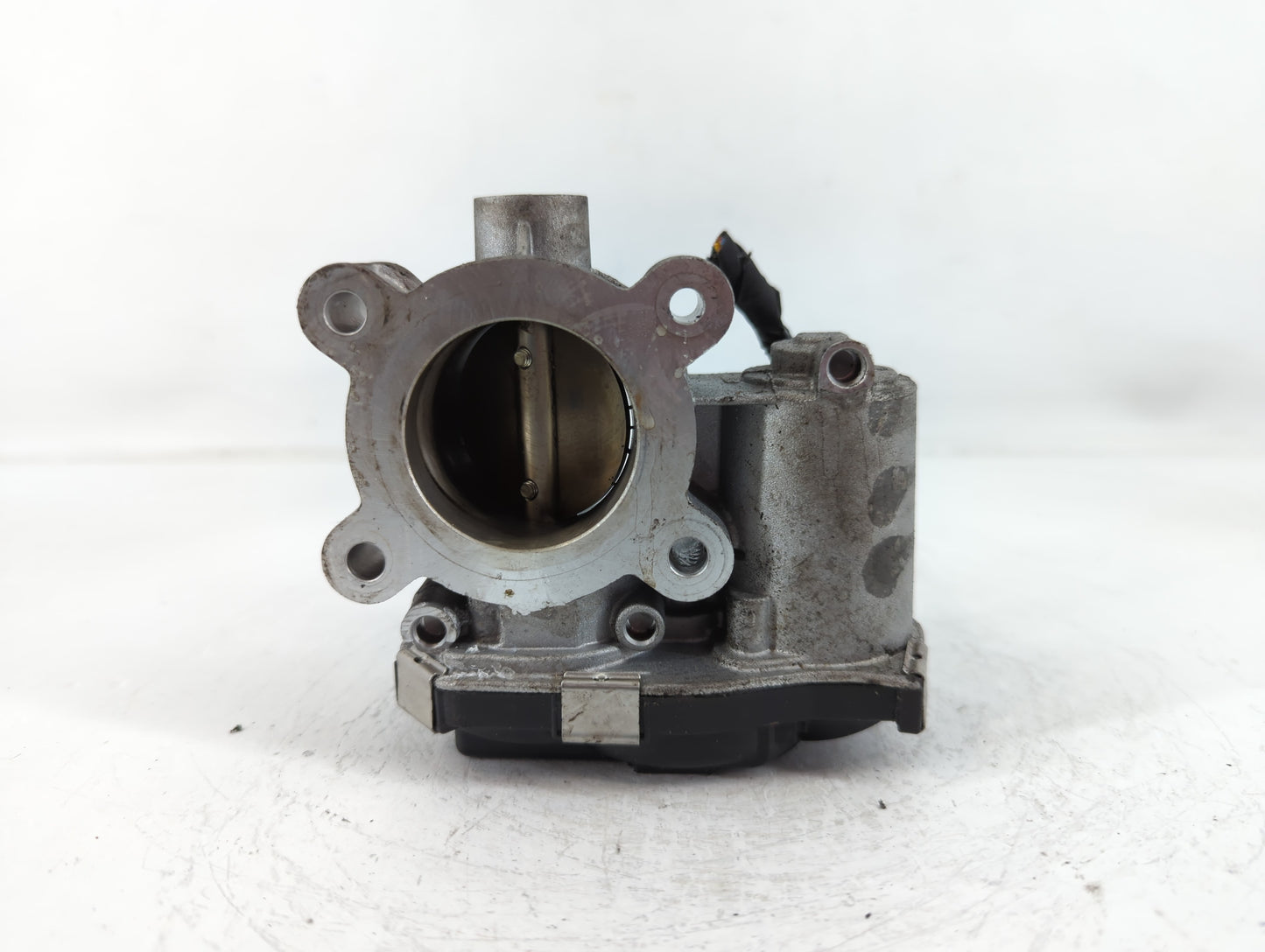2016-2021 Chevrolet Malibu Throttle Body P/N:12671370AA Fits Fits 2016 2017 2018 2019 2020 2021 2022 OEM Used Auto Parts - O