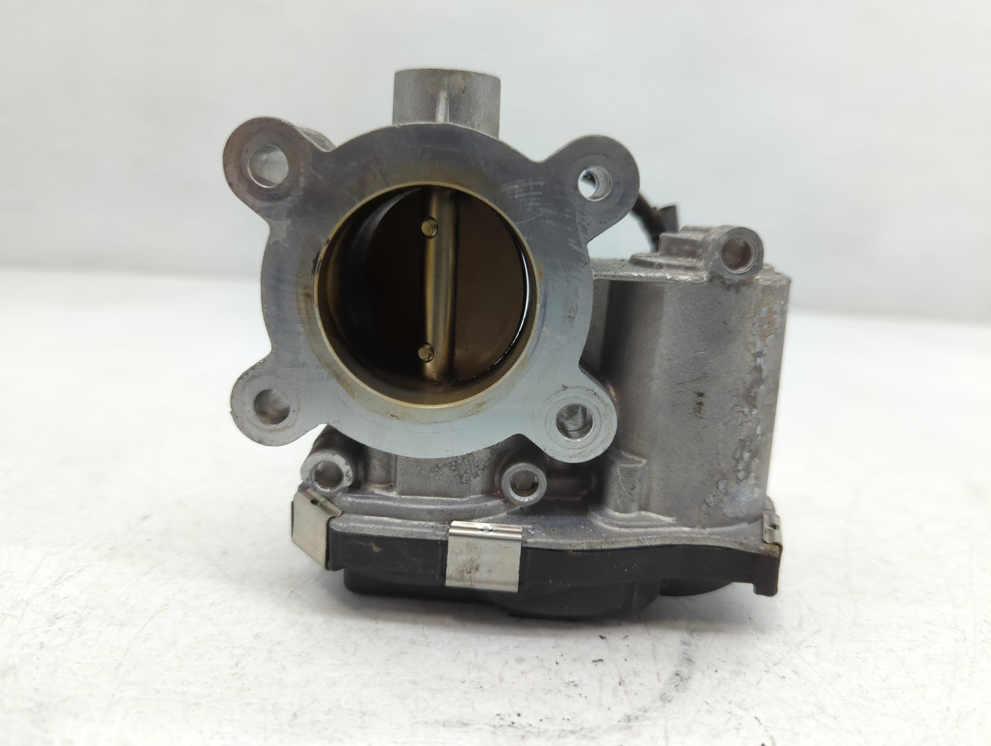 2016-2021 Chevrolet Malibu Throttle Body P/N:12671379AA Fits Fits 2016 2017 2018 2019 2020 2021 2022 OEM Used Auto Parts - O