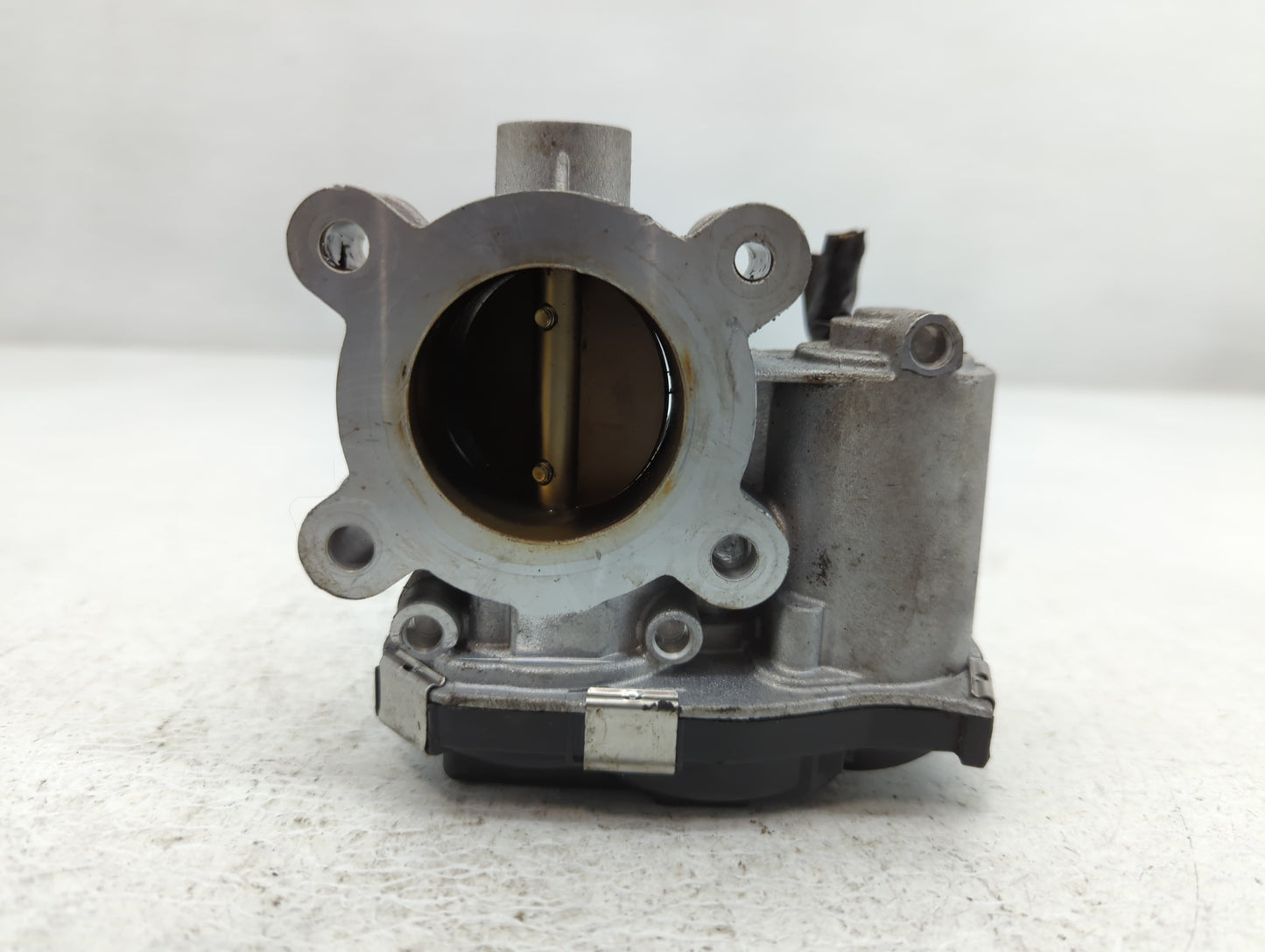 2016-2021 Chevrolet Malibu Throttle Body P/N:12671379AA Fits Fits 2016 2017 2018 2019 2020 2021 2022 OEM Used Auto Parts - O