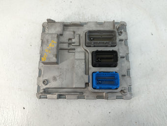 compare product 2020-2021 Chevrolet Malibu PCM Engine Control Computer ECU ECM PCU OEM P/N:12703745 Fits Fits 2020 2021 2022 OEM Used Auto Parts