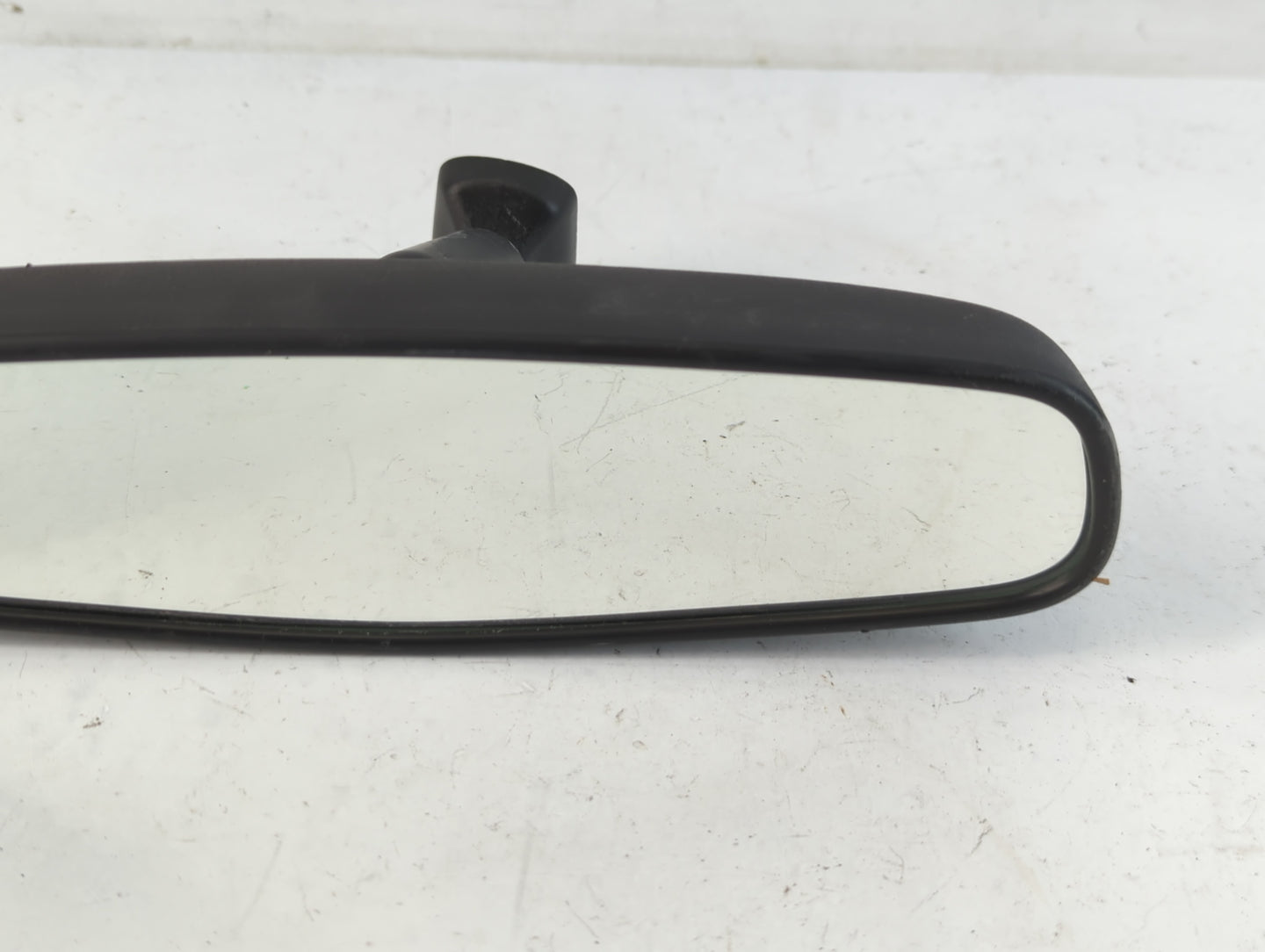 2013-2021 Chevrolet Malibu Interior Rear View Mirror Replacement OEM P/N:E11026150 Fits OEM Used Auto Parts - Oemusedautopar
