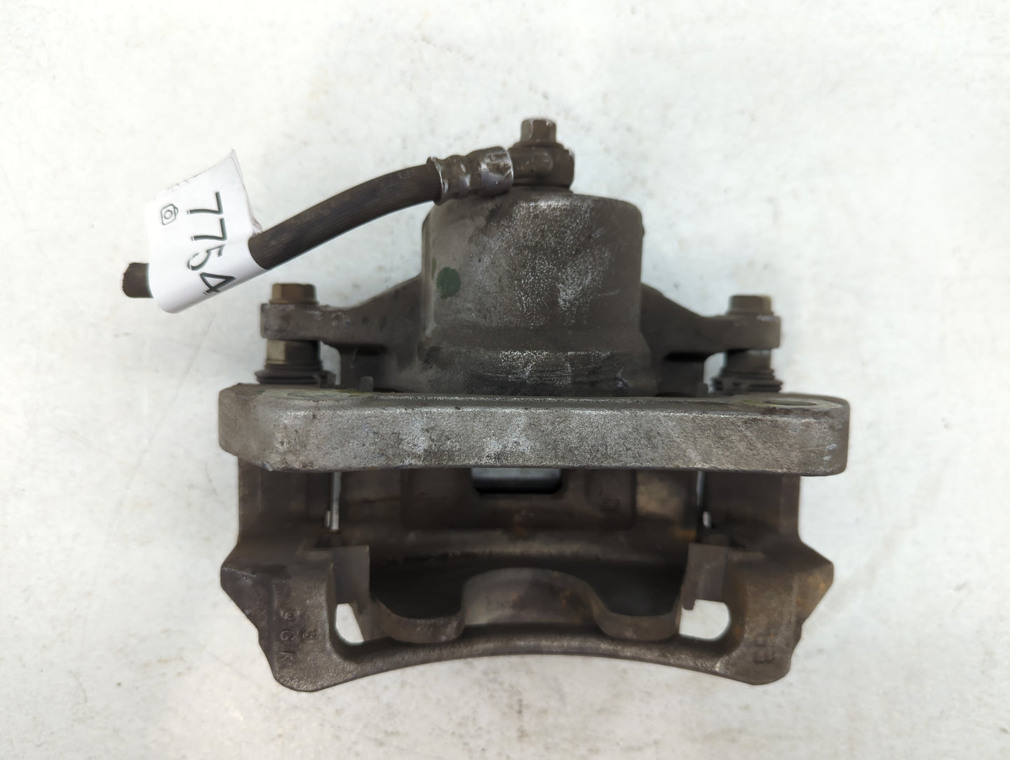 2020 Chevrolet Malibu Front Driver Left Brake Caliper - Oemusedautoparts1.com