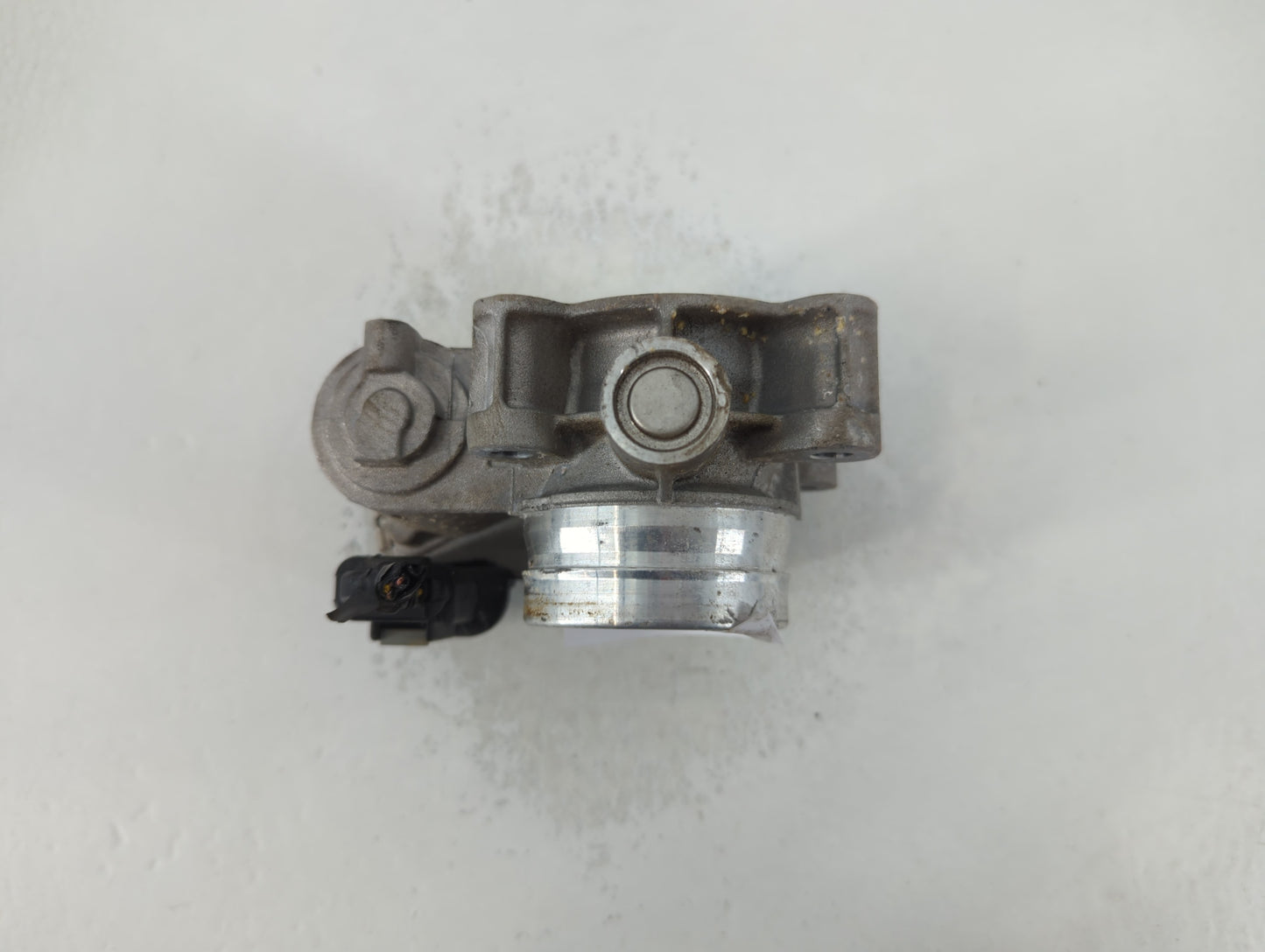 2016-2021 Chevrolet Malibu Throttle Body P/N:12671379AA Fits Fits 2016 2017 2018 2019 2020 2021 2022 OEM Used Auto Parts - O