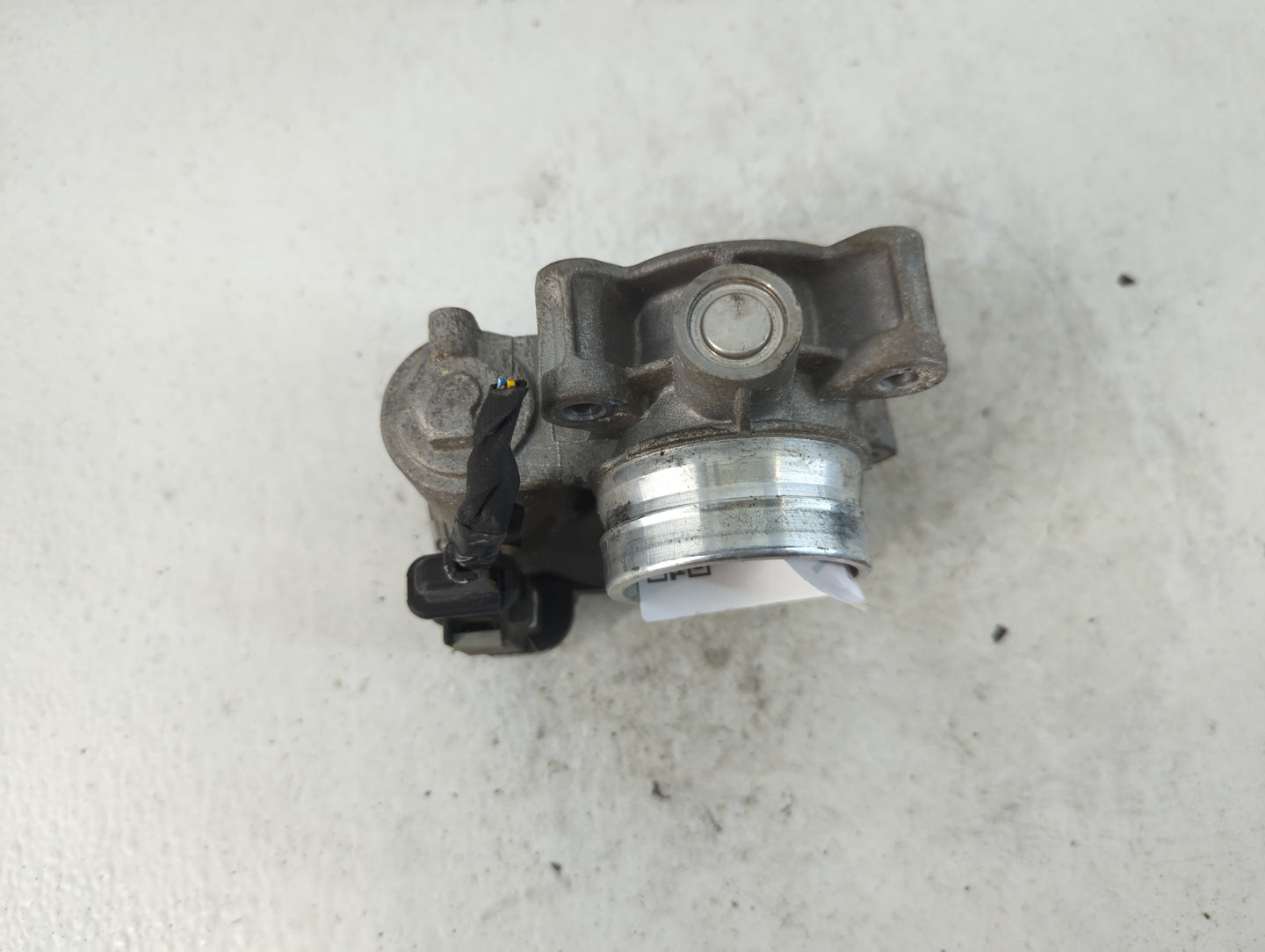 2016-2021 Chevrolet Malibu Throttle Body P/N:12671379AA Fits Fits 2016 2017 2018 2019 2020 2021 2022 OEM Used Auto Parts - O