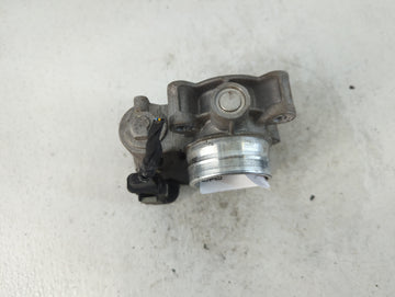 2016-2021 Chevrolet Malibu Throttle Body P/N:12671379AA Fits Fits 2016 2017 2018 2019 2020 2021 2022 OEM Used Auto Parts