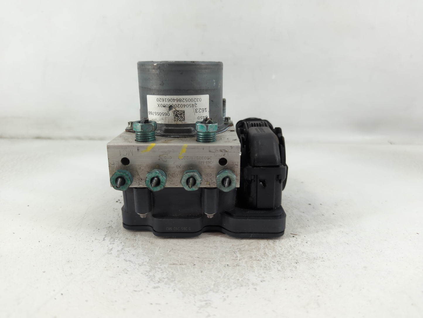 2019-2021 Chevrolet Malibu ABS Pump Control Module Replacement P/N:84501623 Fits Fits 2019 2020 2021 OEM Used Auto Parts - O