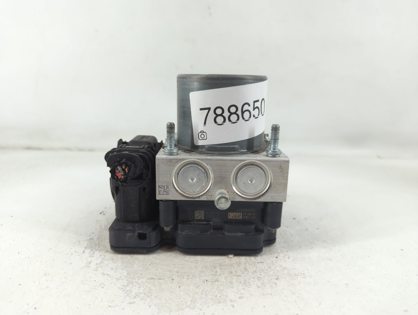 2019-2021 Chevrolet Malibu ABS Pump Control Module Replacement P/N:84501623 Fits Fits 2019 2020 2021 OEM Used Auto Parts - O
